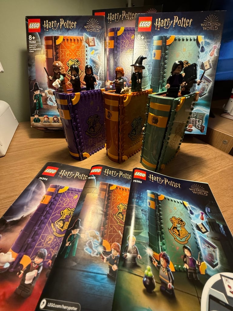 Harry Potter Lego Hogwarts Moments and Gryffindor House Banner