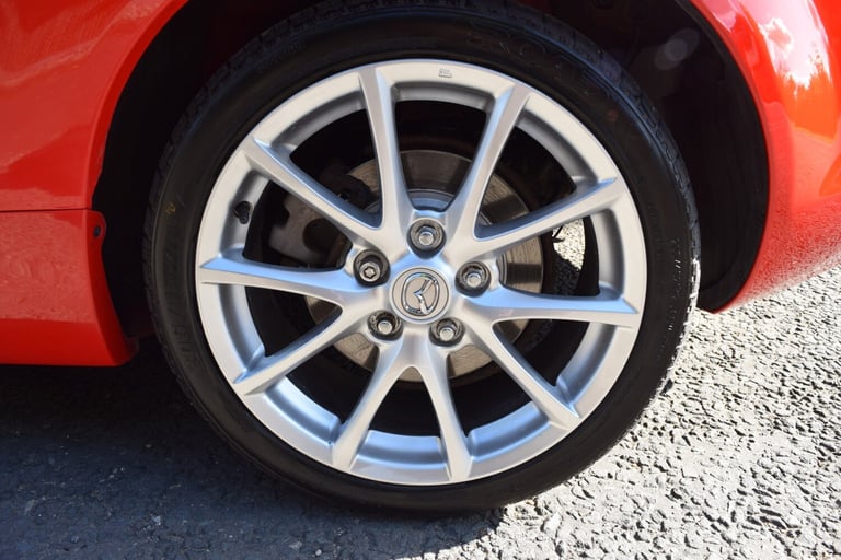 MAZDA MX-5 2.0 i Sport Tech Red Manual Petrol 2012