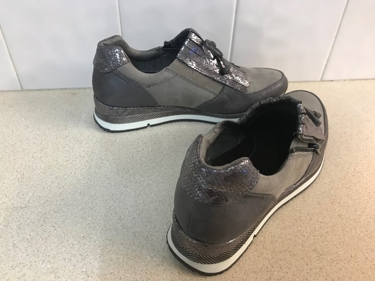 Ladies Marco Tozzi Taupe Comb Zip Trainers Shoes UK Size 4