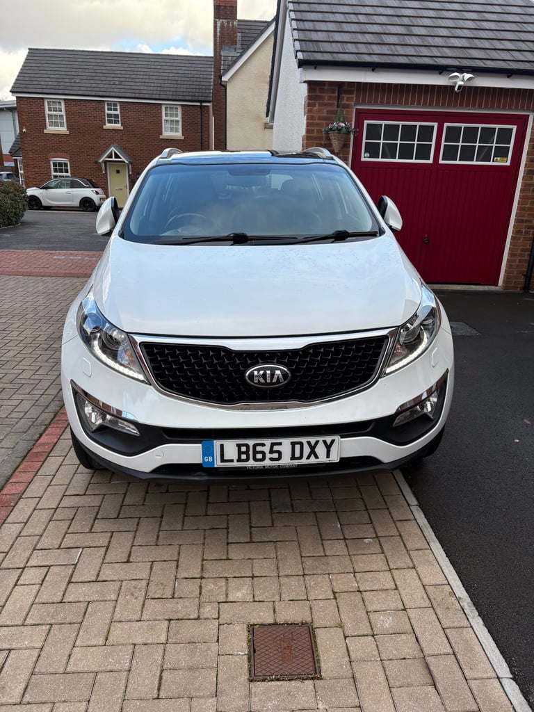 Kia, SPORTAGE, Estate, 2016, Manual, 1685 (cc), 5 doors