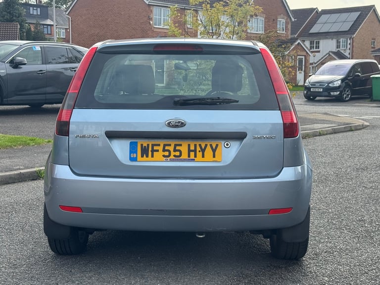 2005 (55) Ford Fiesta 1.4 Zetec Climate Hatchback 5dr Petrol Manual 12 Months Mot