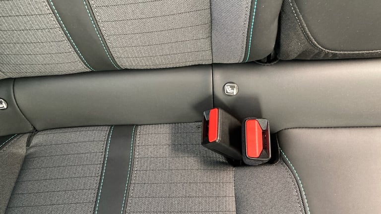 2022 Peugeot 2008 1.2 PureTech Allure Premium+ 5dr Petrol Estate Estate Petrol Manual