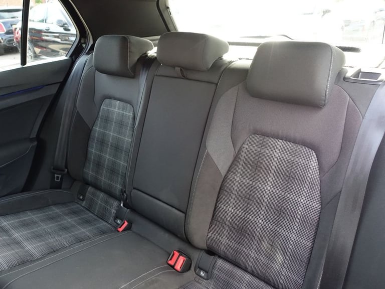 2022 Volkswagen Golf 2.0 TDI GTD Hatchback 5dr Diesel DSG Euro 6 (s/s) (200 ps) Hatchback Diesel ...