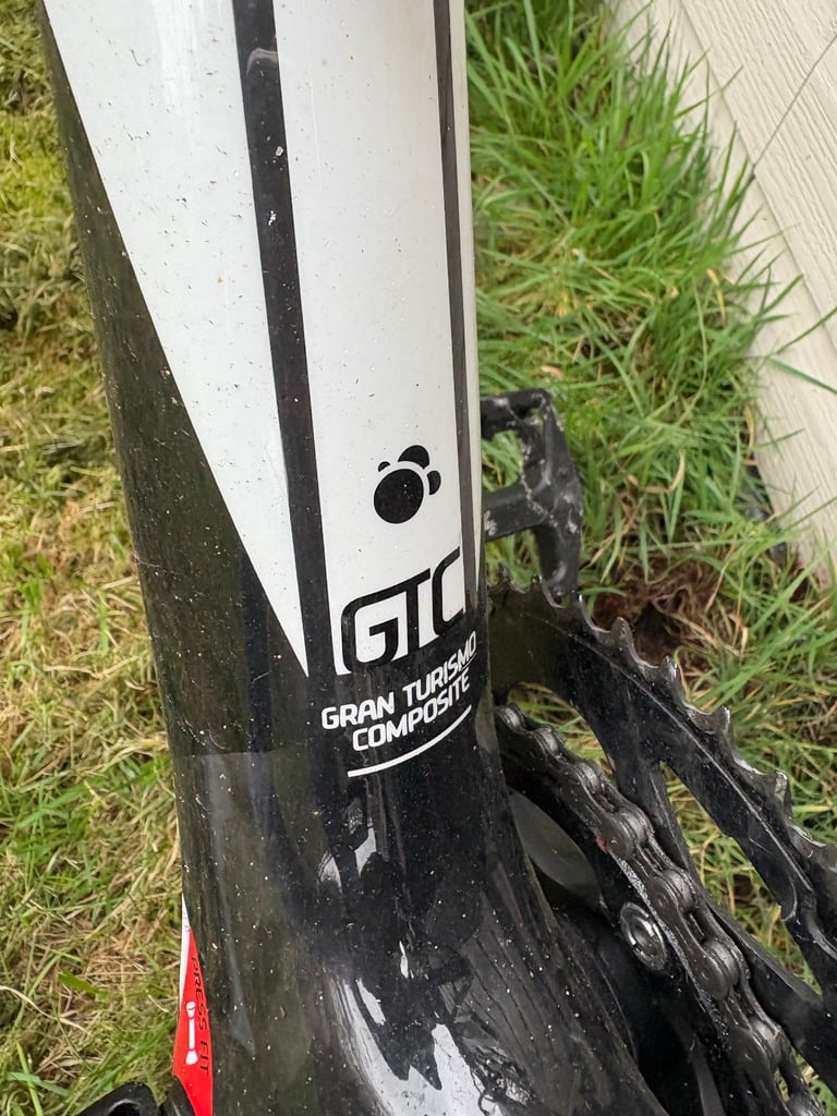 Cube Agree GTC 58cm + FREE Elite Qubo smart B+