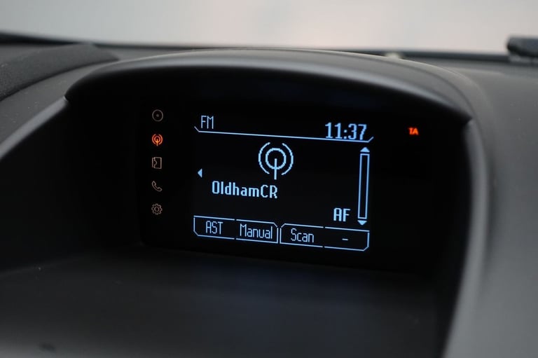 2013 Ford Fiesta 1.6 TDCi Zetec S Hatchback 3dr Diesel Manual Euro 5 (95 ps) Hatchback Diesel Manual