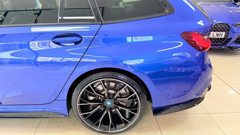 2021 BMW 3 Series 2.0 330e 12kWh M Sport Touring Auto Euro 6 (s/s) 5dr Estate PETROL/ELECTRIC Aut...