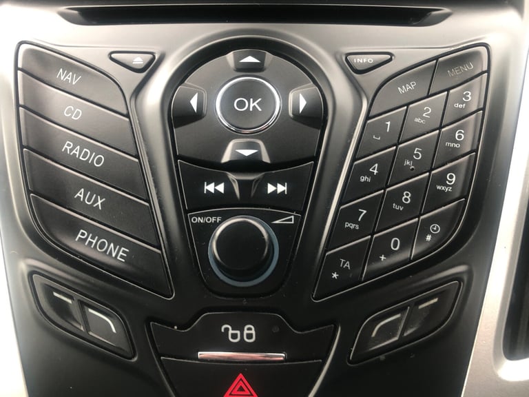 2014 Ford Focus 1.6 TDCi 115 Zetec Navigator 5dr ESTATE Diesel Manual