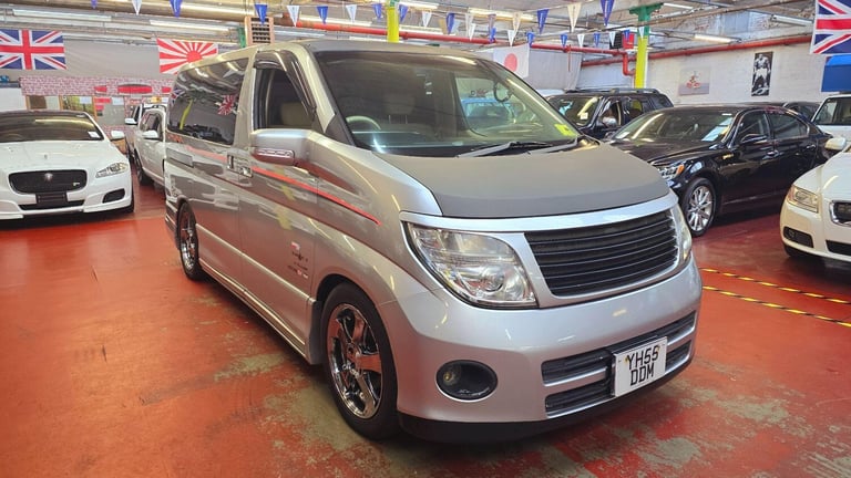 2005 Nissan Elgrand 4wd 2.5 Nismo modified Ready to go  Petrol Automatic