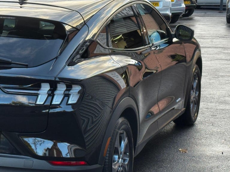 FORD MUSTANG Standard Range 70kWh 5dr 2021