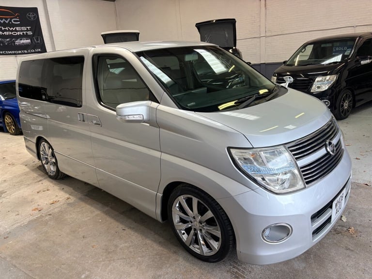 2008 Nissan Elgrand 2.5 Highway Star- Leather Seats*Power Door*Aftermarket Wheels-Now In Stock MP...