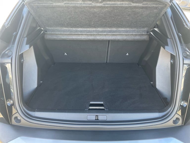 2023 Peugeot 2008 1.2 PureTech 130 Allure 5dr HATCHBACK PETROL Manual