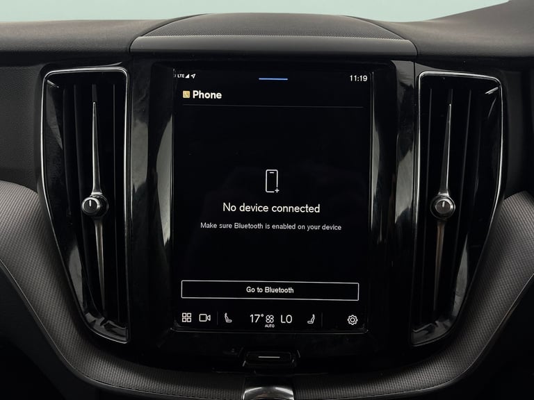2022 Volvo XC60 2.0 B4 MHEV Plus SUV 5dr Diesel Hybrid Auto AWD Euro 6 (s/s) (197 ps) - CAR Suv H...