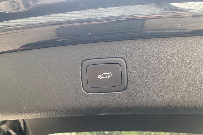 2022 MG MG HS 1.5 T-GDI PHEV Exclusive 5dr Auto ESTATE PETROL/ELECTRIC Automatic