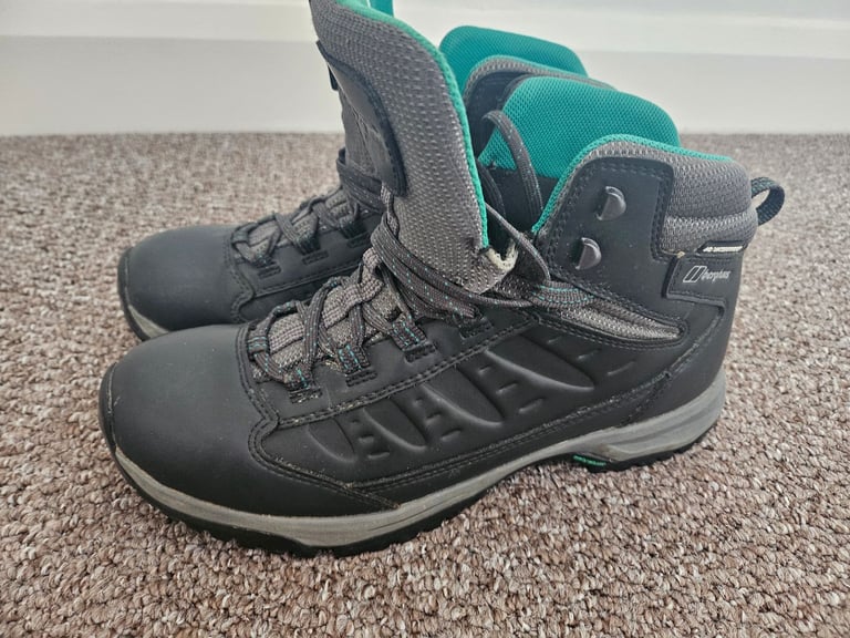Berghaus womens walking boots