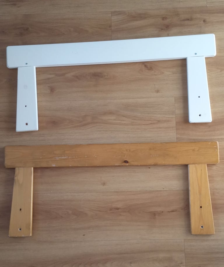 2 Wooden bed guards for kids