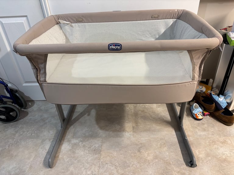 image for Chicco Next To Me Crib/Cot