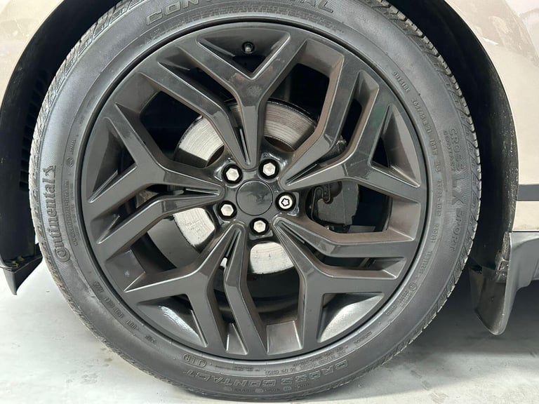 LAND ROVER RANGE ROVER VELAR 2.0 D240 SE 2017