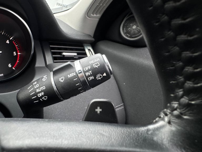 2018 Land Rover Range Rover Evoque 2.0 TD4 SE Tech Auto 4WD Euro 6 (s/s) 5dr ESTATE Diesel Automatic