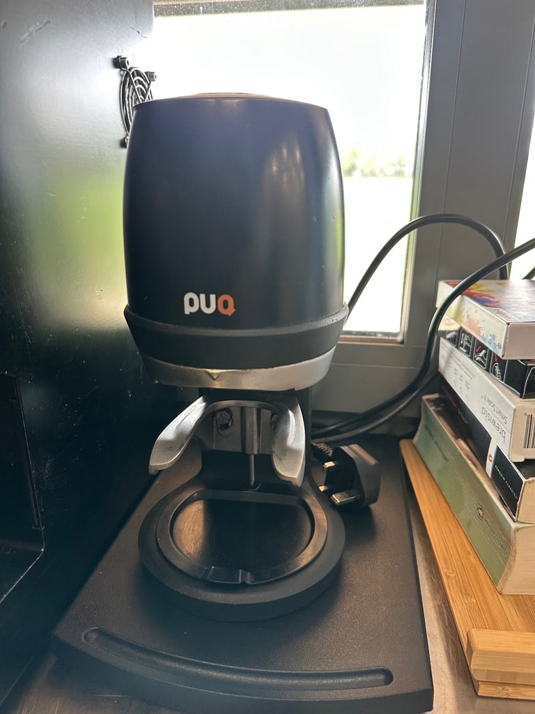 PUQ Press Black 