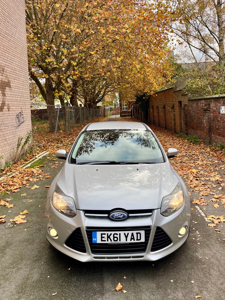 Ford, FOCUS, Hatchback, 2011, Manual, 1560 (cc), 5 doors