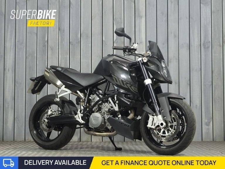 2010 10 KTM 990 SUPER DUKE