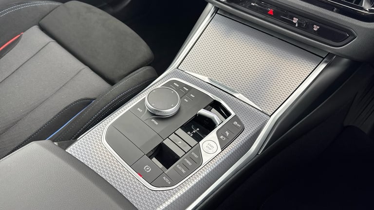 2025 BMW 3 Series 330e 22.3 kWh M Sport 4dr Step Auto Saloon Saloon Hybrid Automatic