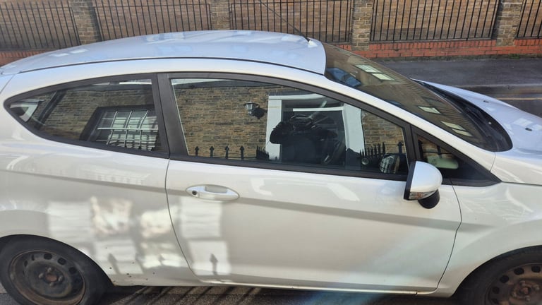 image for Ford, FIESTA, Hatchback, 2012, Manual, 1242 (cc), 3 doors