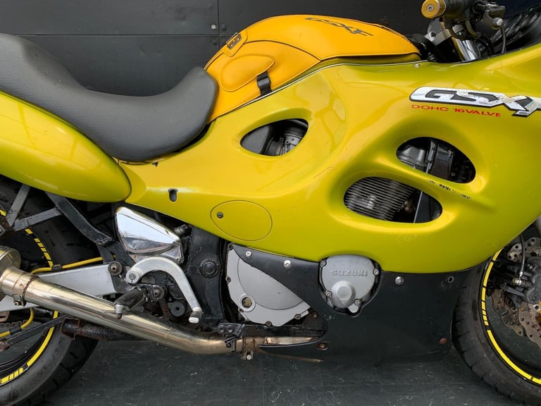 SUZUKI GSX 600F RUNNING PROJECT BIKE HPI CLEAR