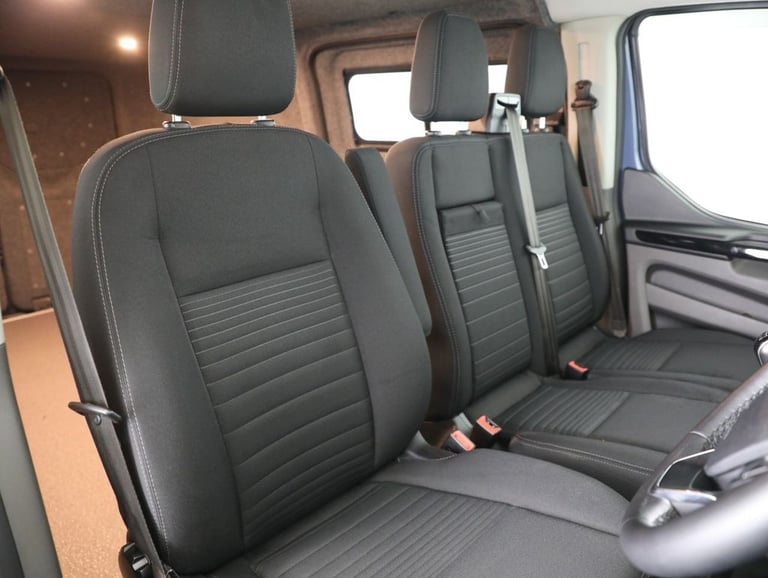 2022 Ford Transit Custom 2.0 300 EcoBlue Limited Panel Van 5dr Diesel Manual L2 H1 Euro 6 (s/s) (...