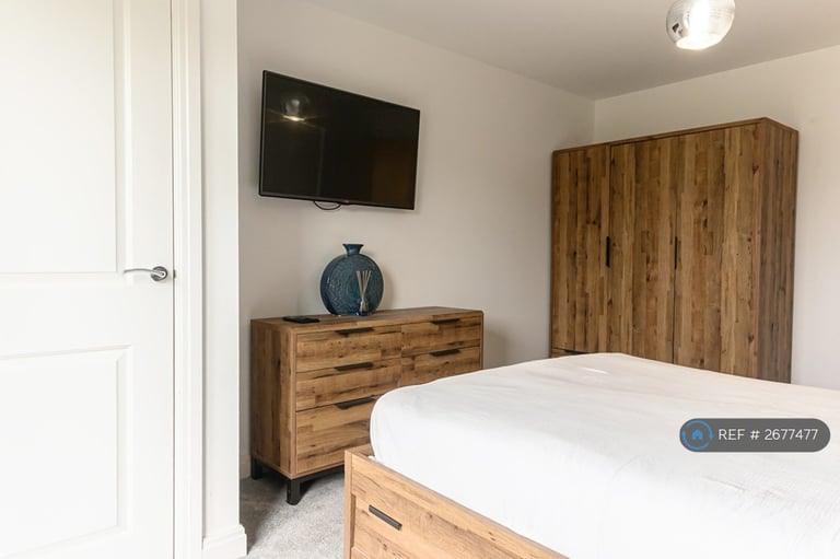 2 bedroom flat in Thornfield House, Bristol, BS10 (2 bed) (#2677477)