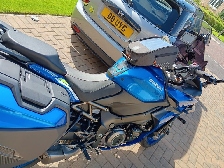 SUZUKI GSX-S 1000GT PLUS