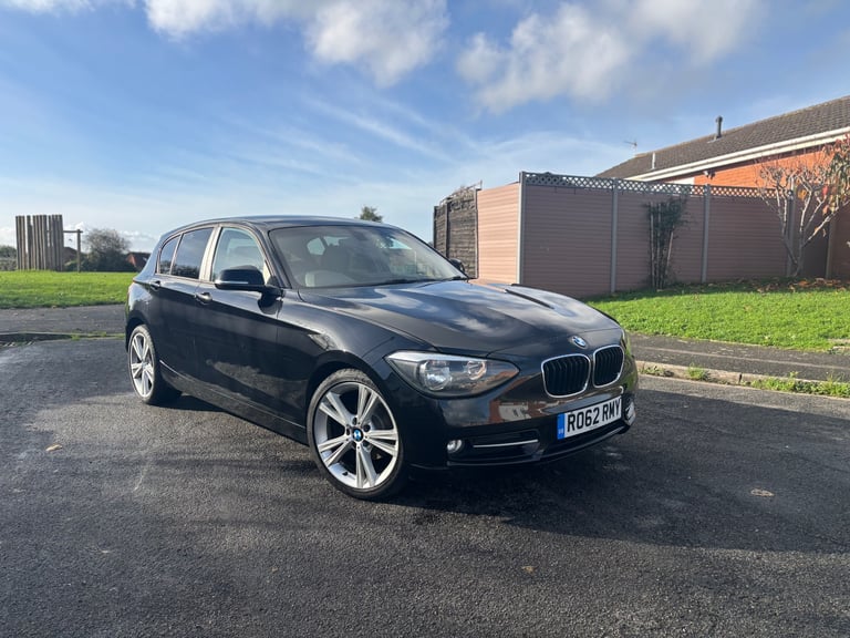 BMW, 1 SERIES, Hatchback, 2012, Manual, 1995 (cc), 5 doors