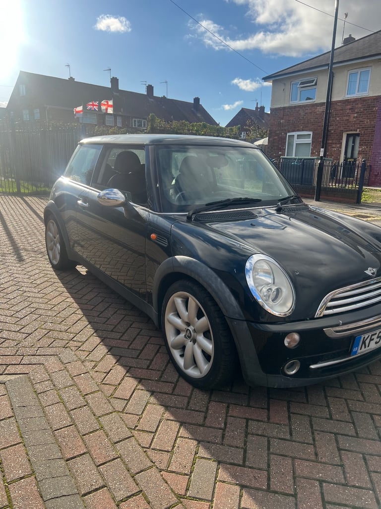 Mini, HATCHBACK, Hatchback, 2005,Manual, 1598 (cc), 3 doors