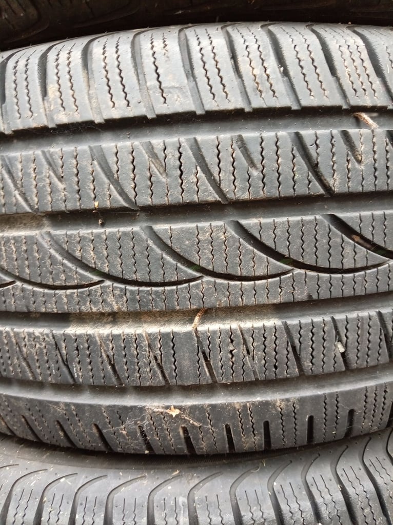 195/55/15 x4 Winter tyres