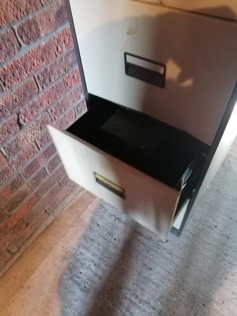 Steel File Box, No Key.