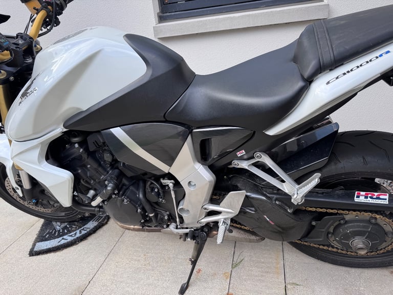 Honda, CB, 2011, 998 (cc)