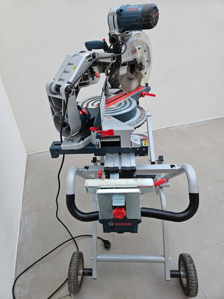 Bosch GCM 12 GLD with legstand