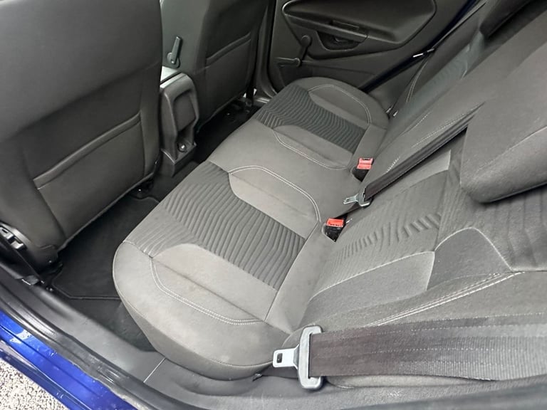 2014 Ford Fiesta 1.0T ECOBOOST TITANIUM 5dr (s/s)  WITH SERVICE HISTORY  Hatchback Petrol Manual