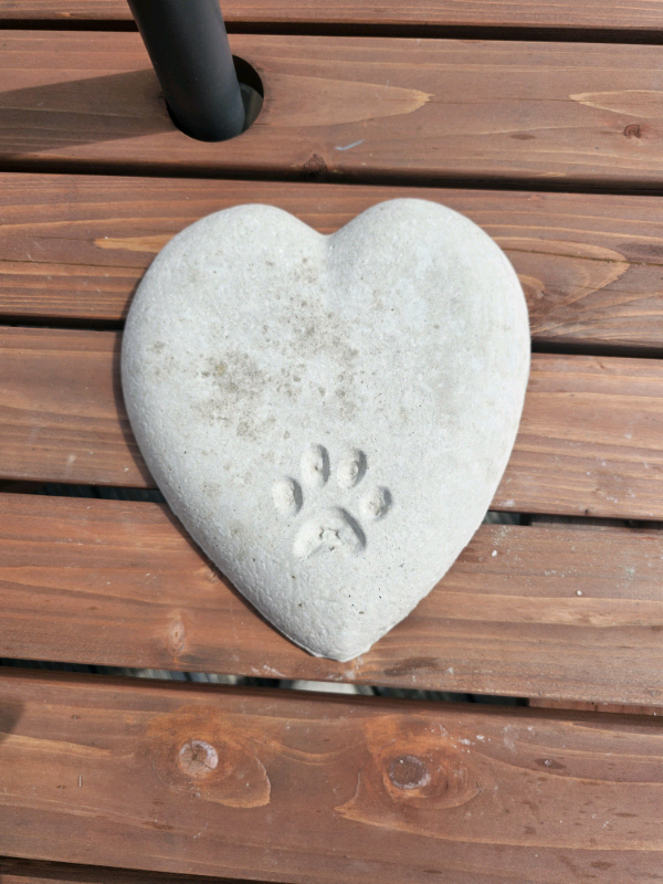 Pet paw heart stone