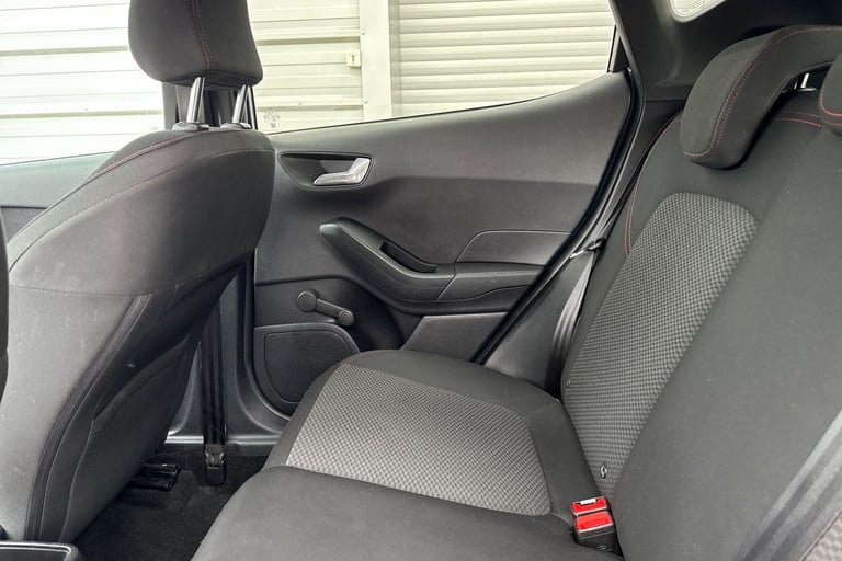 2019 Ford Fiesta 1.0T EcoBoost ST-Line Euro 6 (s/s) 5dr Hatchback PETROL Manual