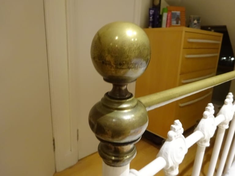 Antique victorian brass and iron double bed