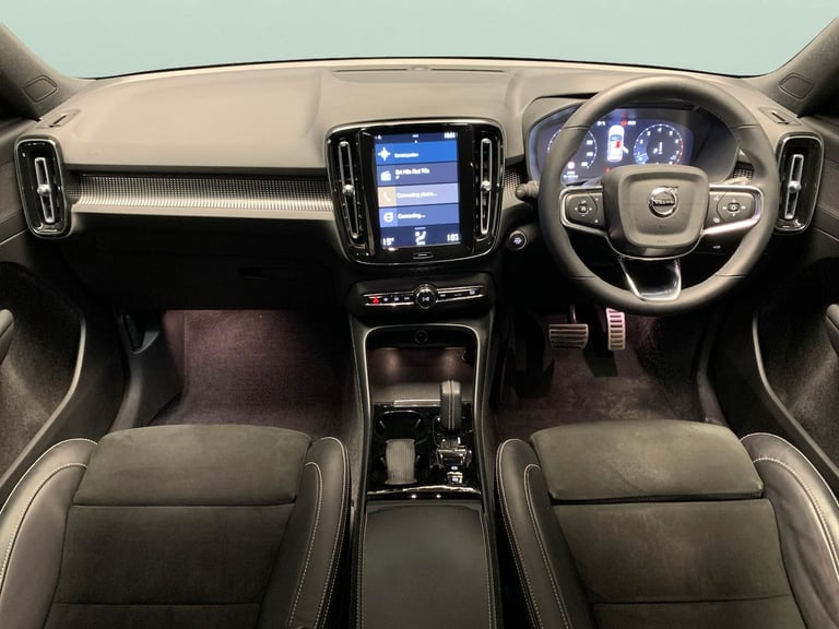 2022 Volvo XC40 2.0 B4 MHEV R-Design SUV 5dr Petrol Hybrid Auto Euro 6 (s/s) (197 ps) - AUT Suv H...
