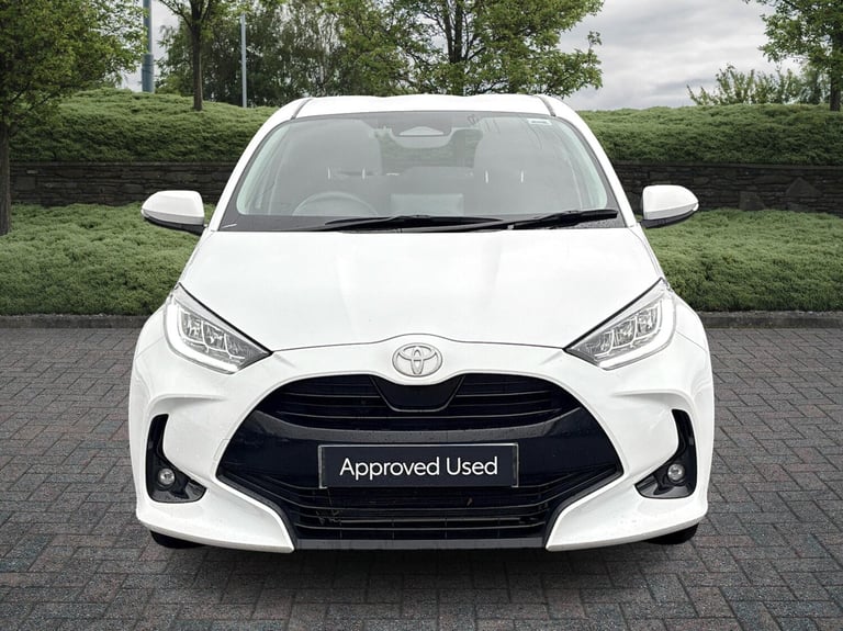 2024 Toyota Yaris 1.5 Hybrid Design 5dr CVT Hatchback Hybrid Automatic