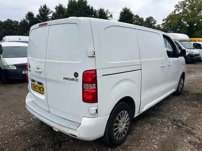 2017 Toyota ProAce 2.0D 120 Comfort Van PANEL VAN DIESEL Manual