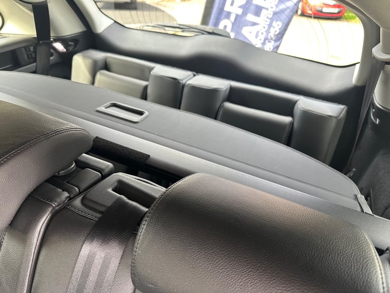 2016 Land Rover Discovery Sport TD4 SE TECH 5-Door Diesel