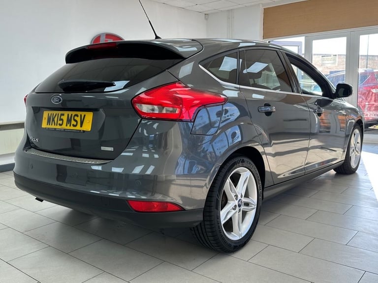 2015 Ford Focus 1.0 EcoBoost 125 Titanium 5dr HATCHBACK PETROL Manual