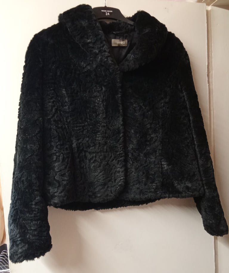 WALLIS, Faux fur jacket immaculate condition size XL 