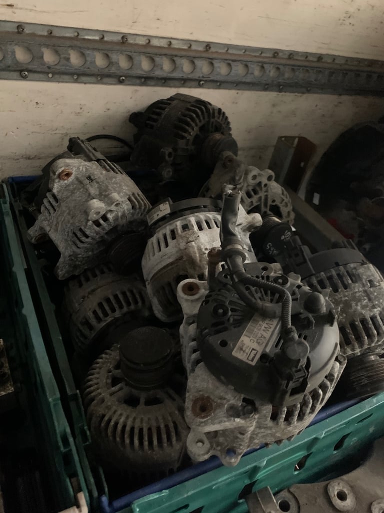 VOLKSWAGEN GOLF JETTA A3 TOURAN PASSAT MK5 PARTS 