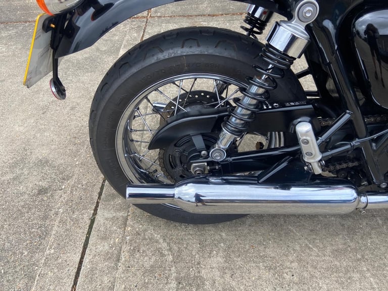 TRIUMPH BONNEVILLE T100, IMMACULATE ! 