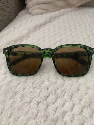 Rayban sunglasses in Cardonald, Glasgow Gumtree